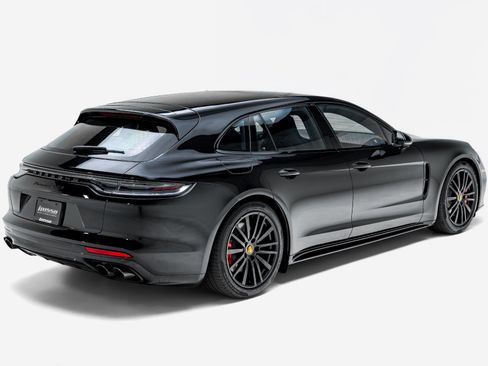 Used 2023 Porsche Panamera GTS AWD/4WD image 10