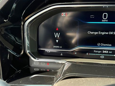 Used 2024 Chevrolet Silverado 1500 High Country w/ High Country Premium Package image 19