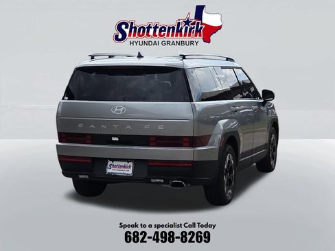Used 2026 Hyundai Santa Fe SEL FWD image 6