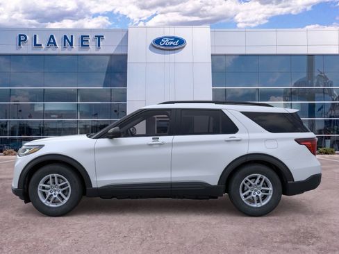 New 2026 Ford Explorer Active w/ Active Comfort Package RWD image 3