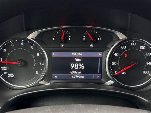 Certified 2024 GMC Terrain SLT image 28