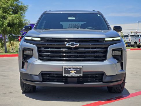 New 2027 Chevrolet Traverse LT w/ Midnight/Sport Edition FWD image 6