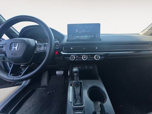 Used 2022 Honda Civic Sport image 11