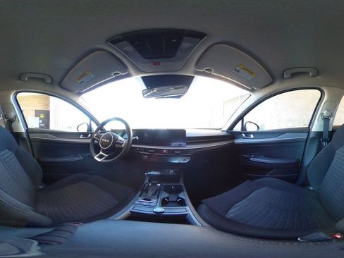 Used 2025 Kia K5 LXS image 42