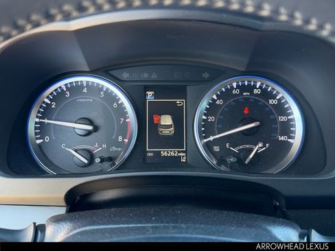 Used 2017 Toyota Highlander SE image 39