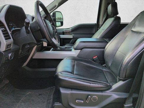 Used 2019 Ford F250 Lariat w/ Lariat Value Package image 14