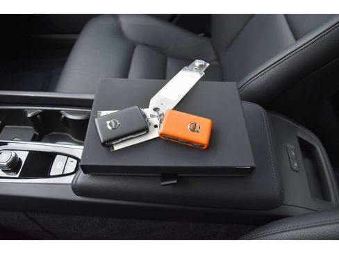 Certified 2023 Volvo S60 B5 Plus w/ Climate Package image 40