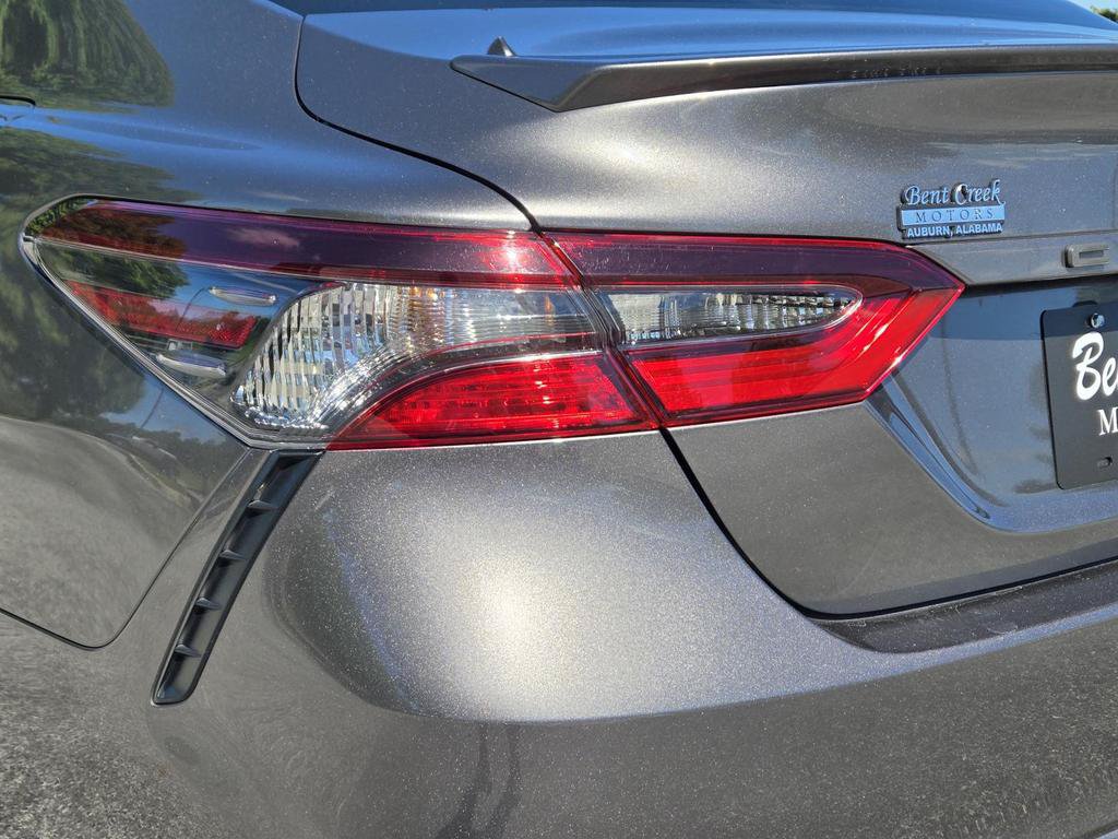 Used 2024 Toyota Camry SE FWD image 9