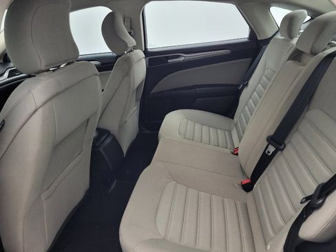 Used 2018 Ford Fusion S image 18