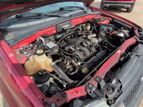 Used 2004 Ford Escape XLS image 14