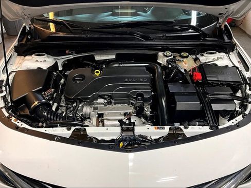 Used 2023 Chevrolet Malibu LT FWD image 11