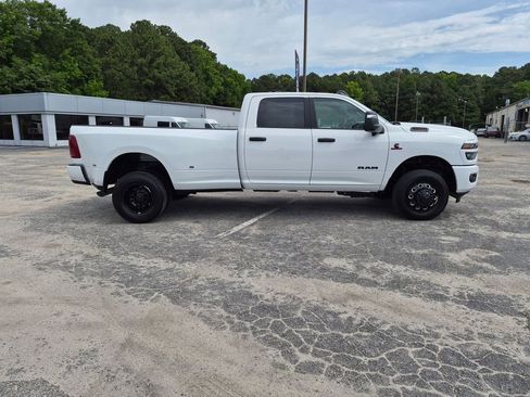 New 2026 RAM 3500 Big Horn AWD/4WD image 2
