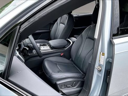Used 2023 Audi Q7 3.0T Premium Plus AWD/4WD image 19