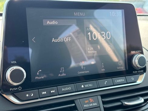 Used 2019 Nissan Altima 2.5 S FWD image 23