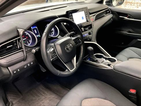 Used 2023 Toyota Camry LE image 16