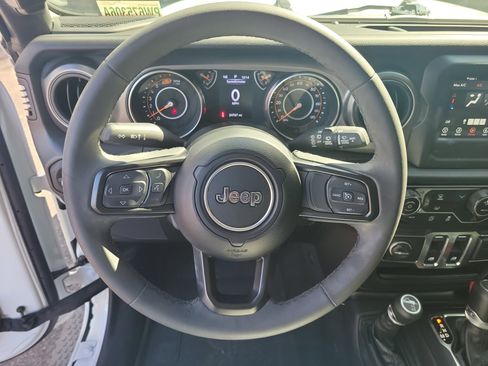 Used 2023 Jeep Wrangler Sport AWD/4WD image 22