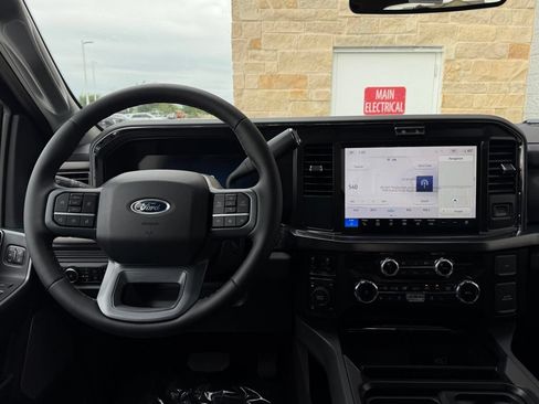 New 2026 Ford F250 Lariat AWD/4WD image 8