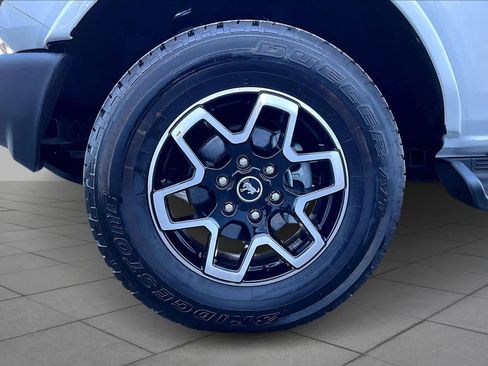 Certified 2025 Ford Bronco Outer Banks image 11