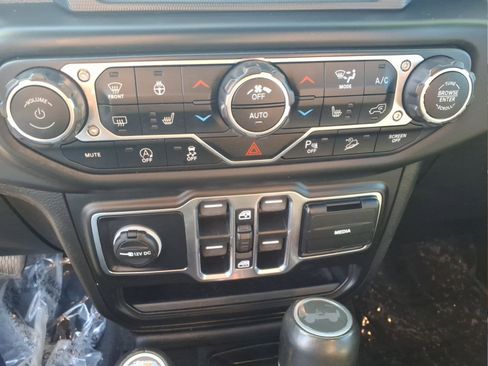 Used 2023 Ford Bronco Sport Heritage w/ Heritage Convenience Package image 19