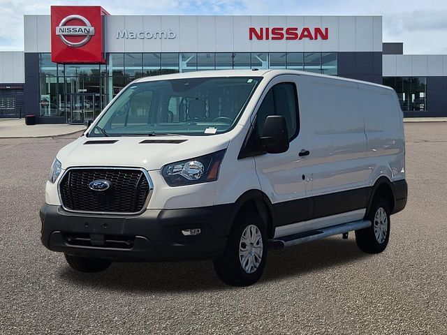 Used 2025 Ford Transit 250 Low Roof w/ Exterior Upgrade Package RWD image 3