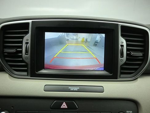 Used 2017 Kia Sportage LX w/ LX Popular Package image 12