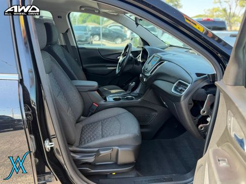 Used 2019 Chevrolet Equinox LT AWD/4WD image 22