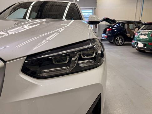Used 2024 BMW X3 xDrive30i w/ Premium Package w/ZPA image 9