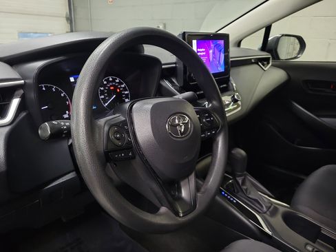 Used 2023 Toyota Corolla LE FWD image 15