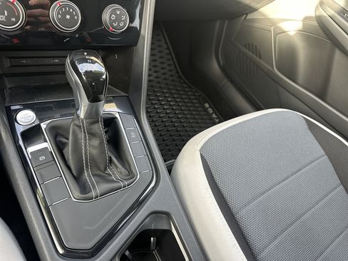 Used 2025 Volkswagen Taos S image 20