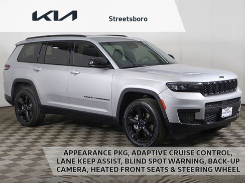 Used 2022 Jeep Grand Cherokee L Laredo AWD/4WD image 1
