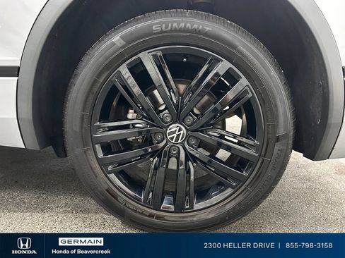 Used 2022 Volkswagen Tiguan SE R-Line FWD image 14