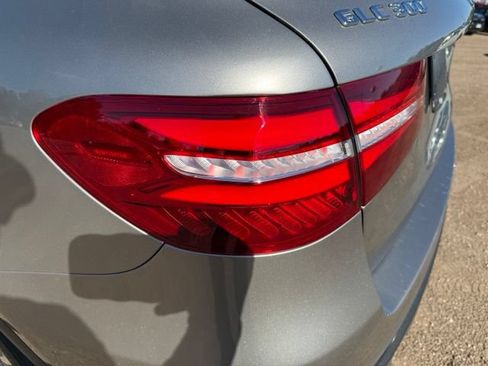 Used 2019 Mercedes-Benz GLC 300 4MATIC image 11