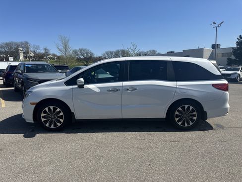 Used 2024 Honda Odyssey EX-L image 6