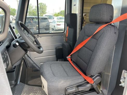 Used 2024 Chevrolet Brightdrop 600 w/ Battery Pack, Max Range AWD/4WD image 3