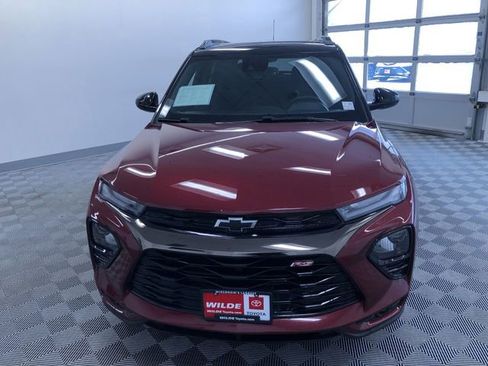 Used 2023 Chevrolet TrailBlazer RS w/ Sun and Liftgate Package image 7