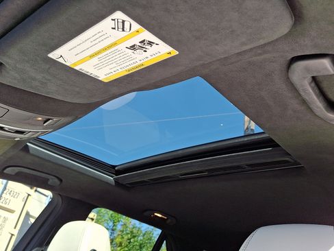 Used 2013 Mercedes-Benz ML 63 AMG 4MATIC image 13