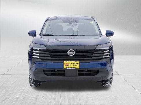 Certified 2025 Nissan Kicks SV w/ Illumination Package image 2