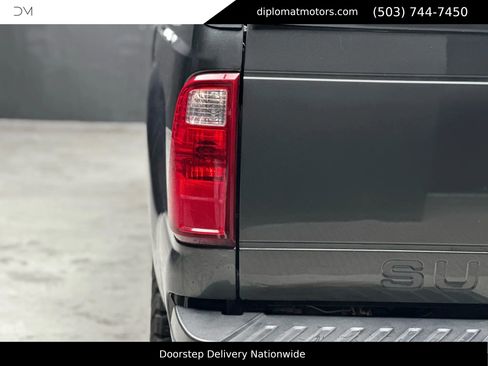 Used 2016 Ford F250 Lariat w/ Lariat Interior Package image 14