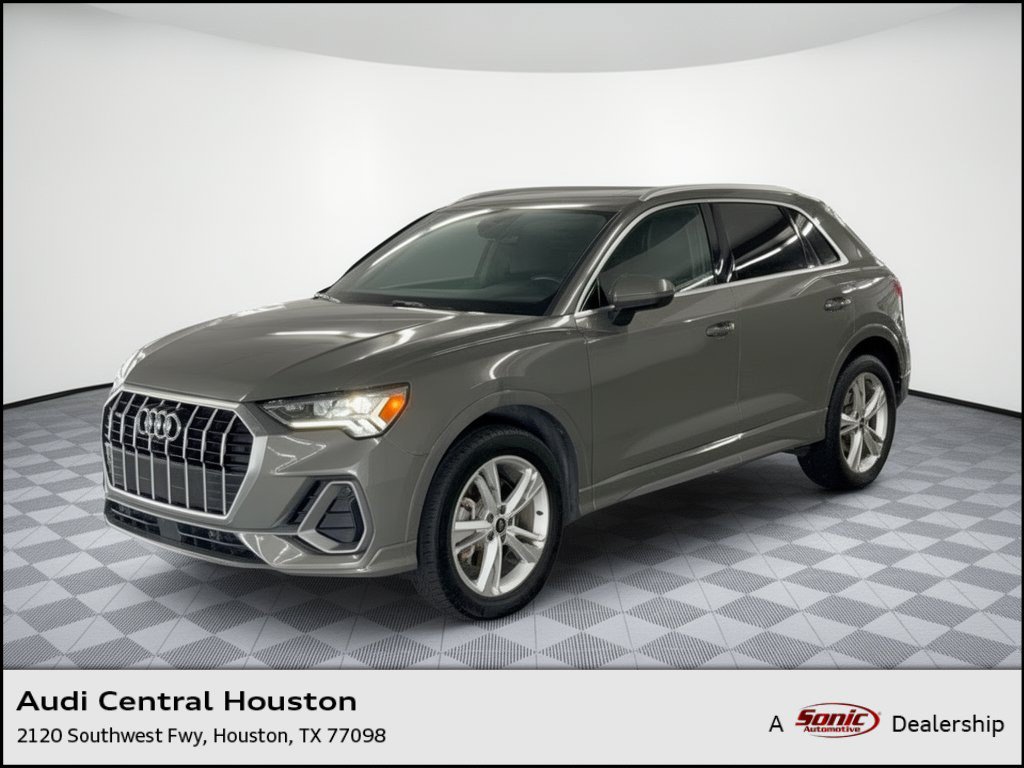 Used 2022 Audi Q3 2.0T Premium Plus w/ Premium Plus Package AWD/4WD image 1