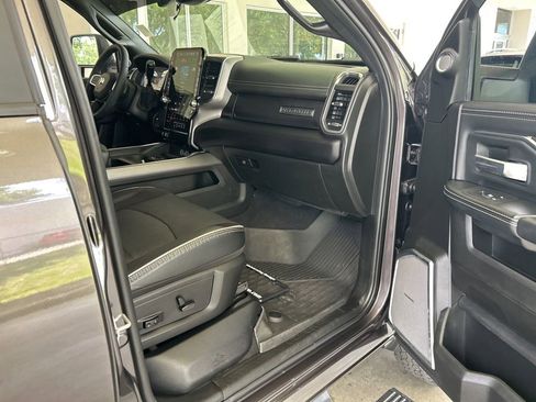 Used 2025 RAM 3500 Laramie AWD/4WD image 29
