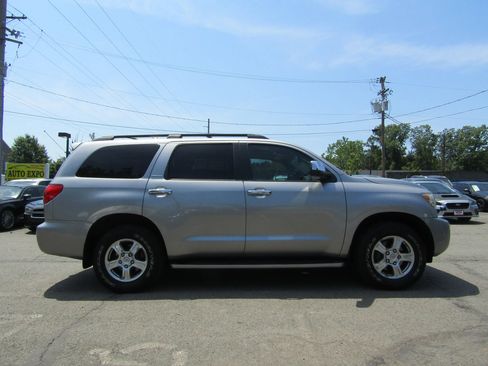 Used 2008 Toyota Sequoia Limited AWD/4WD image 8