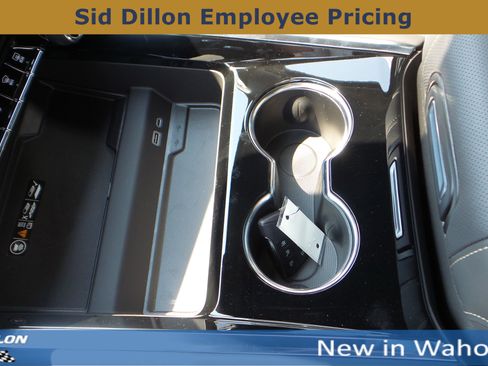 New 2025 Chevrolet Tahoe Premier image 18