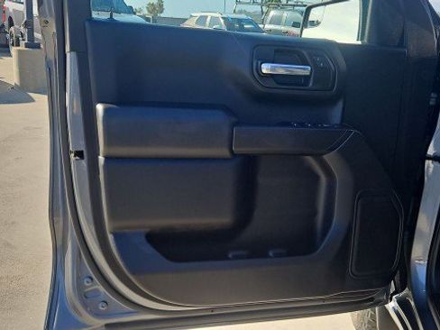 Used 2020 Chevrolet Silverado 1500 Custom w/ Custom Value Package RWD image 21