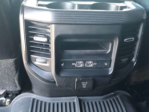 Used 2024 RAM 2500 Limited image 21