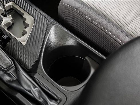 Used 2015 Toyota RAV4 Limited image 5