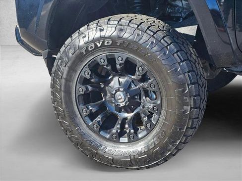 Used 2019 Toyota Tacoma TRD Sport image 22
