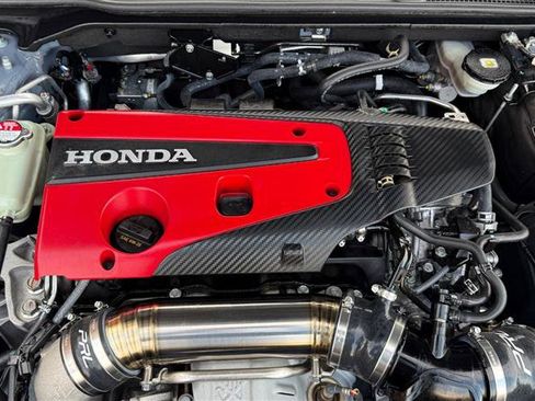 Used 2024 Honda Civic Type R image 8