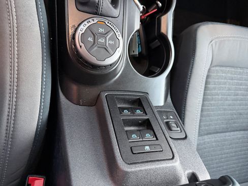 Certified 2022 Ford Bronco Outer Banks AWD/4WD image 20
