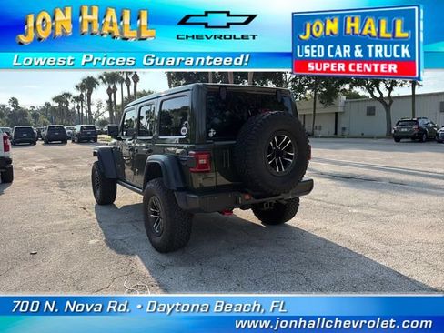 Used 2024 Jeep Wrangler Unlimited Rubicon w/ XTREMEE 35" Tire Package AWD/4WD image 6