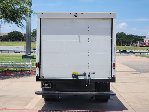 New 2025 Chevrolet Express 3500 w/ Power Convenience Package image 12